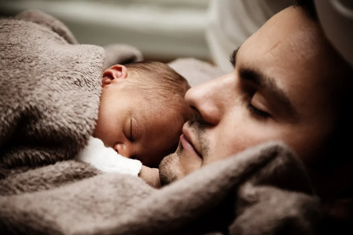 Infant sleep therapist